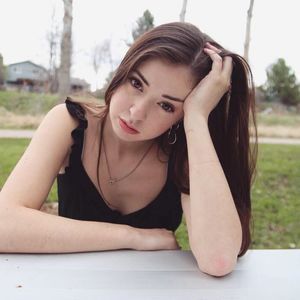 Meet your Posher, Maegs